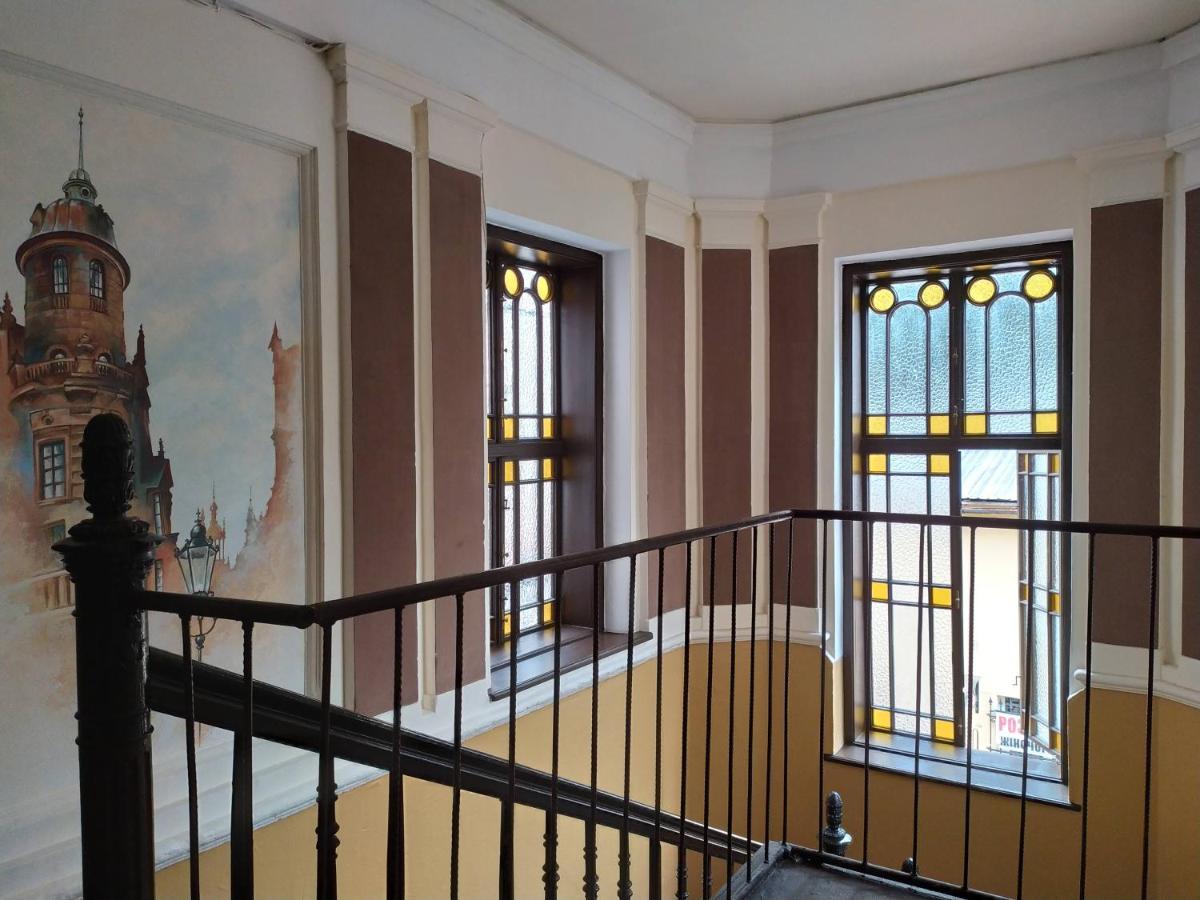 Двоповерхові Апартаменти Мілена У Центрі З Балконом Та Паркінгом Lviv Exterior photo